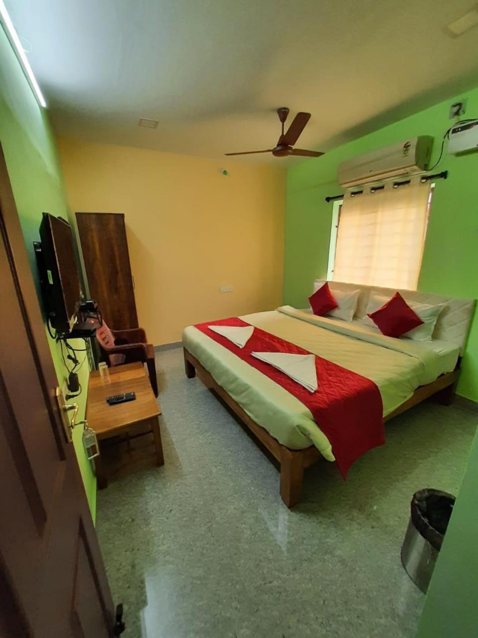 French Park Inn Pondicherry Esterno foto